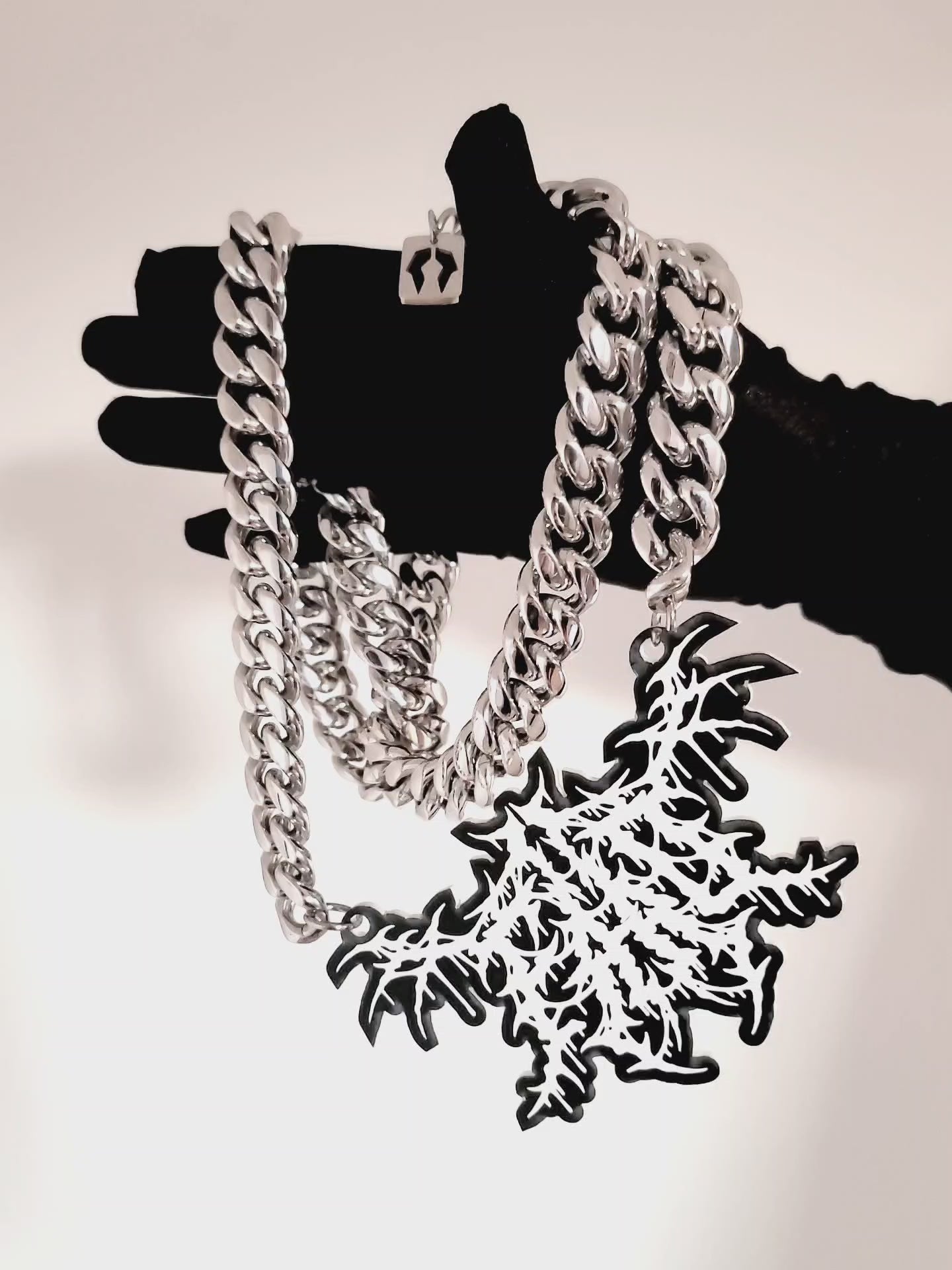 Screamo Chain